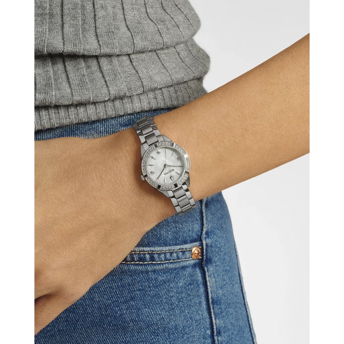 Bulova Sutton 96R253, 28mm mother-of-pearl dial stainless steel, Ladies