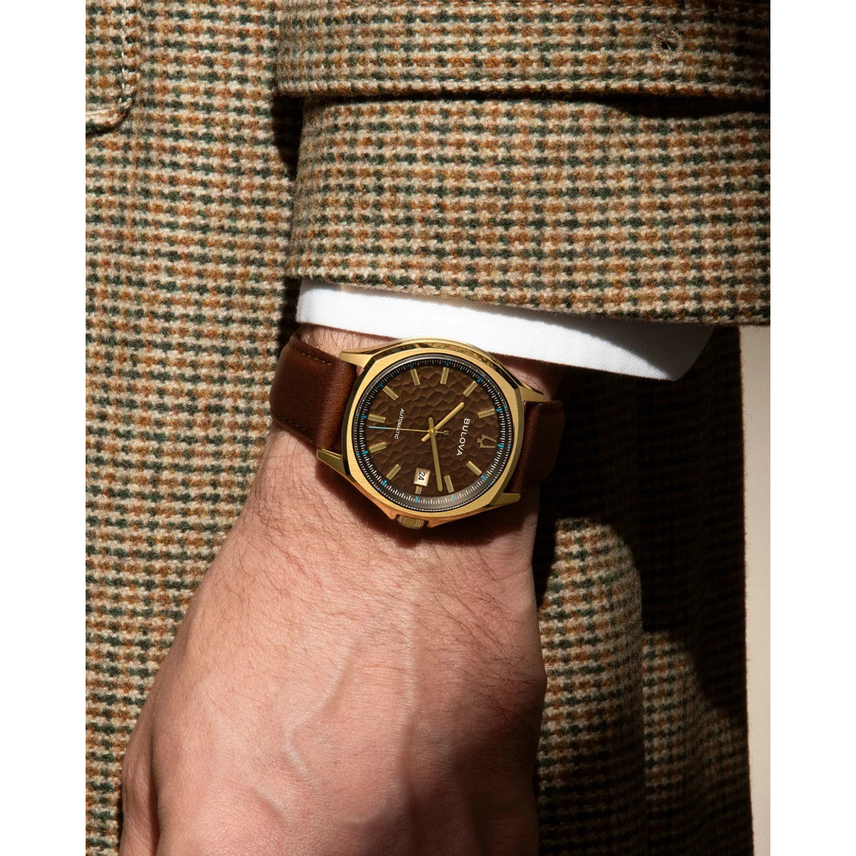 Bulova NYC 97B244, 39mm brown dial stainless steel, Mens