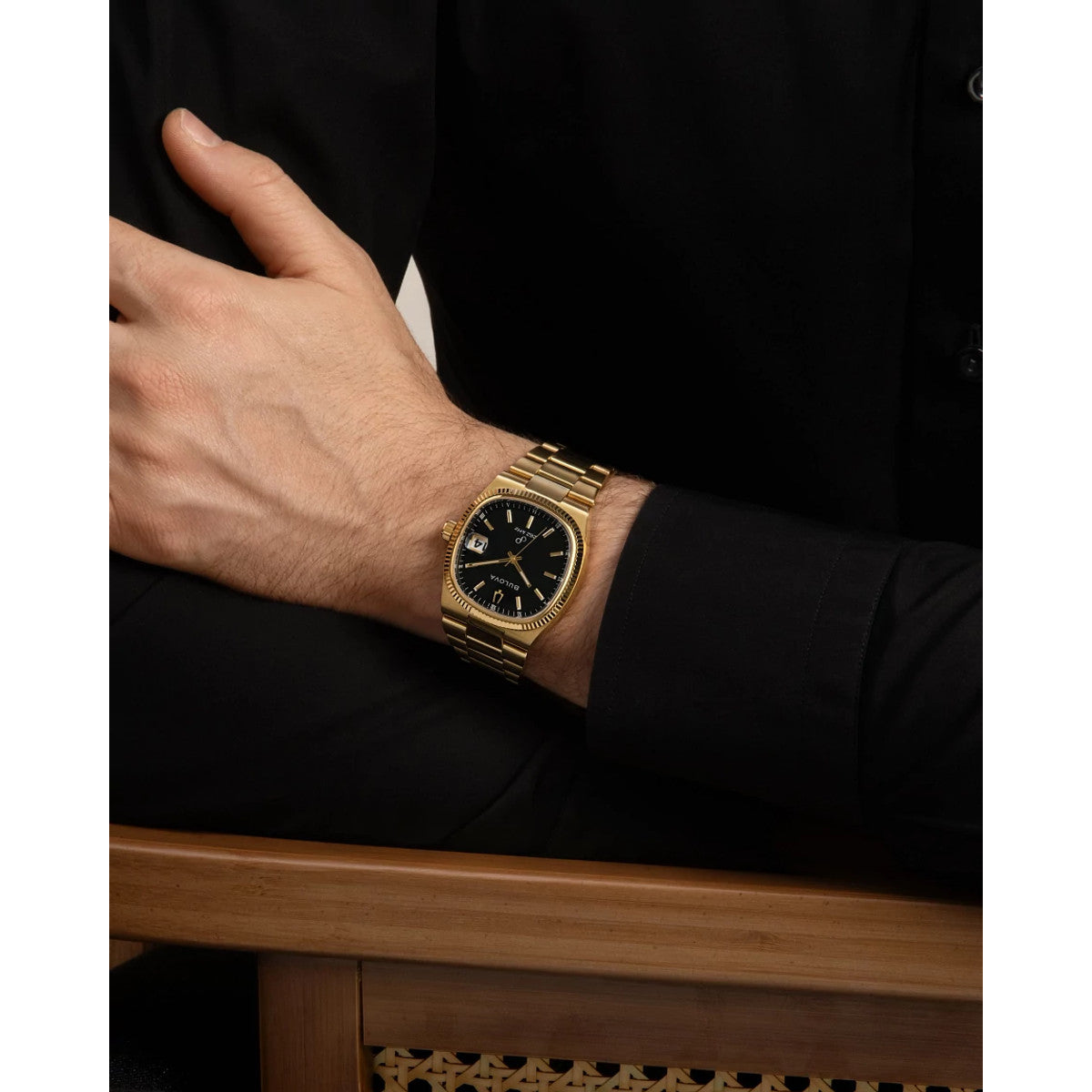 Bulova Super Seville 97B246, 38mm dial stainless steel, Mens