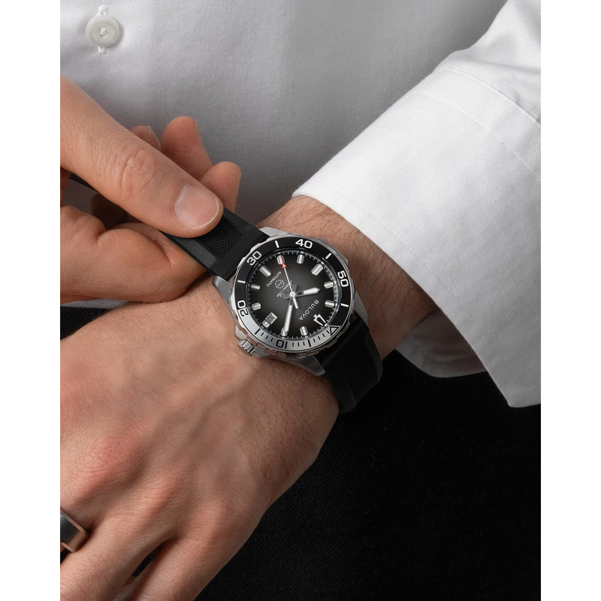 Bulova Marine Star 98B465, 41mm dial stainless steel, Mens