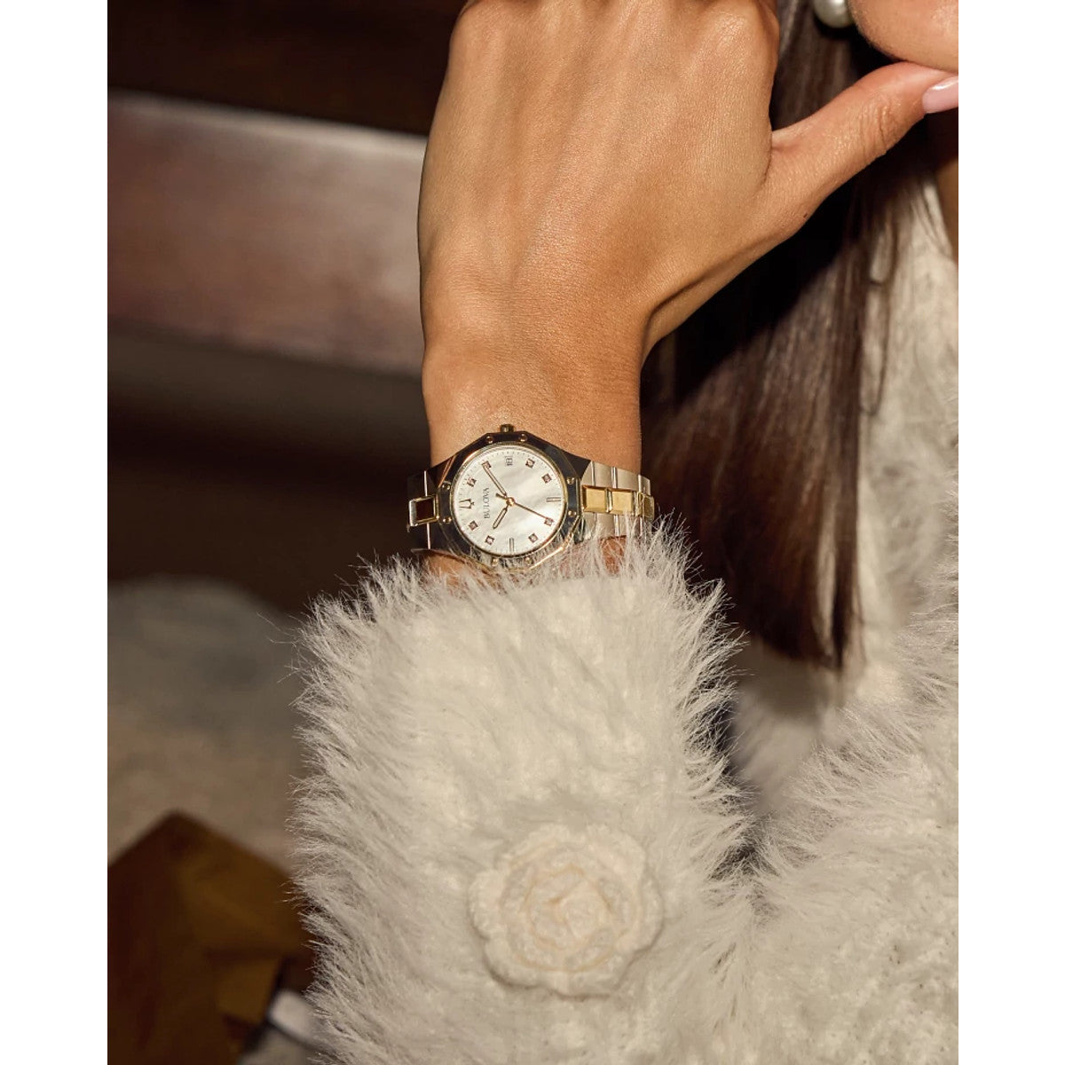 Bulova Prestige 98P235, 32mm mother-of-pearl dial stainless steel, Ladies