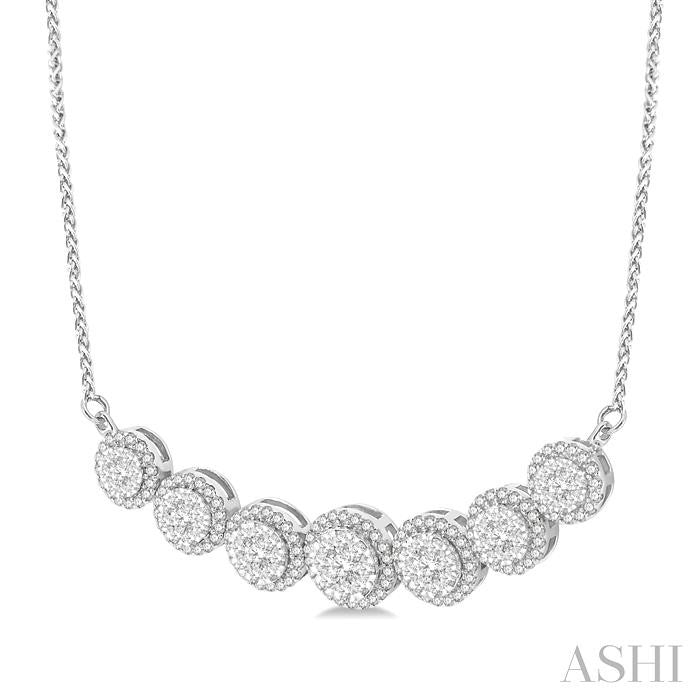 1 1/5 Ctw Circular Mount Lovebright Round Cut Diamond Necklace in 14K White Gold
