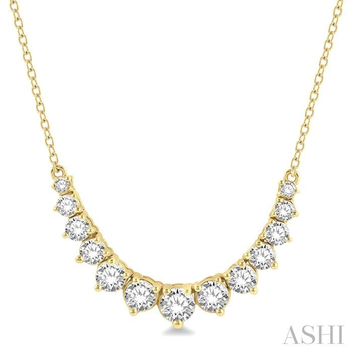 1 Ctw Graduated Round Cut Diamond Smile Necklace in 14K Yellow Gold