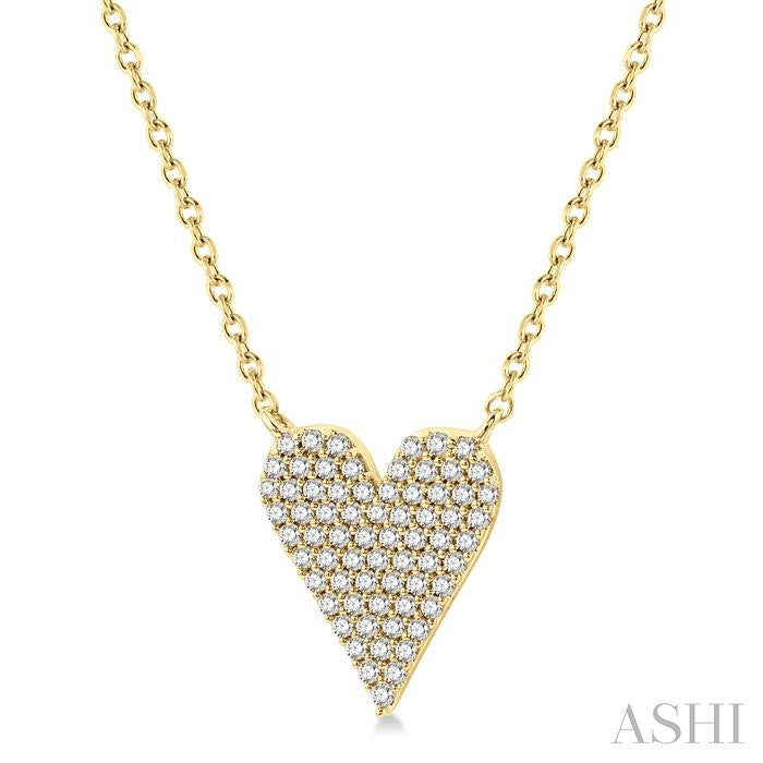 1/4 Ctw Heart Charm Round Cut Diamond Fashion Pendant With Chain in 10K Yellow Gold