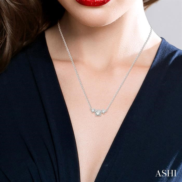1/2 Ctw Three Stone Round Cut Diamond Past Present and Future Necklace in 14K White Gold