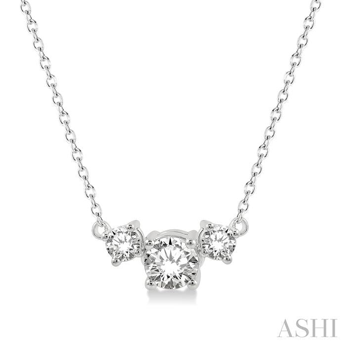 1/2 Ctw Three Stone Round Cut Diamond Past Present and Future Necklace in 14K White Gold