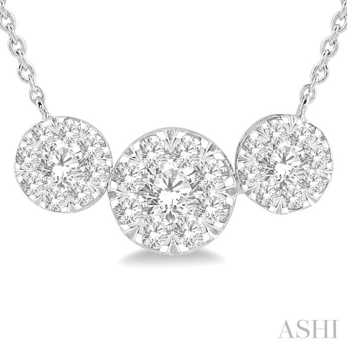 1 Ctw 3-Stone Past Present and Future Lovebright Round Cut Diamond Necklace in 14K White Gold