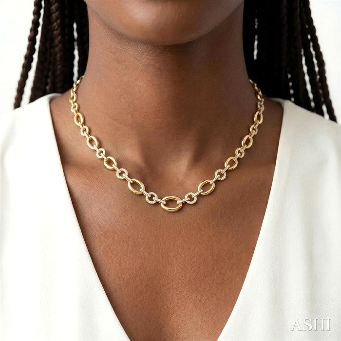 2 1/3 Ctw Open-Window Oval and Circular Link Round Cut Diamond Aeris Gold Bold Fashion Necklace in 14K Yellow Gold