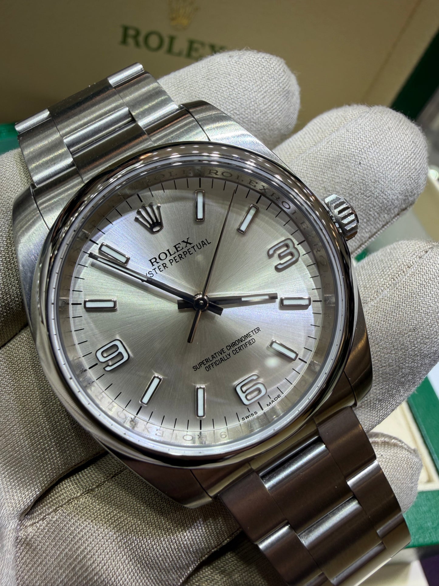 Rolex Oyster Perpetual 36mm Ref. 116000 – Silver Dial | Pre-Owned Rolex