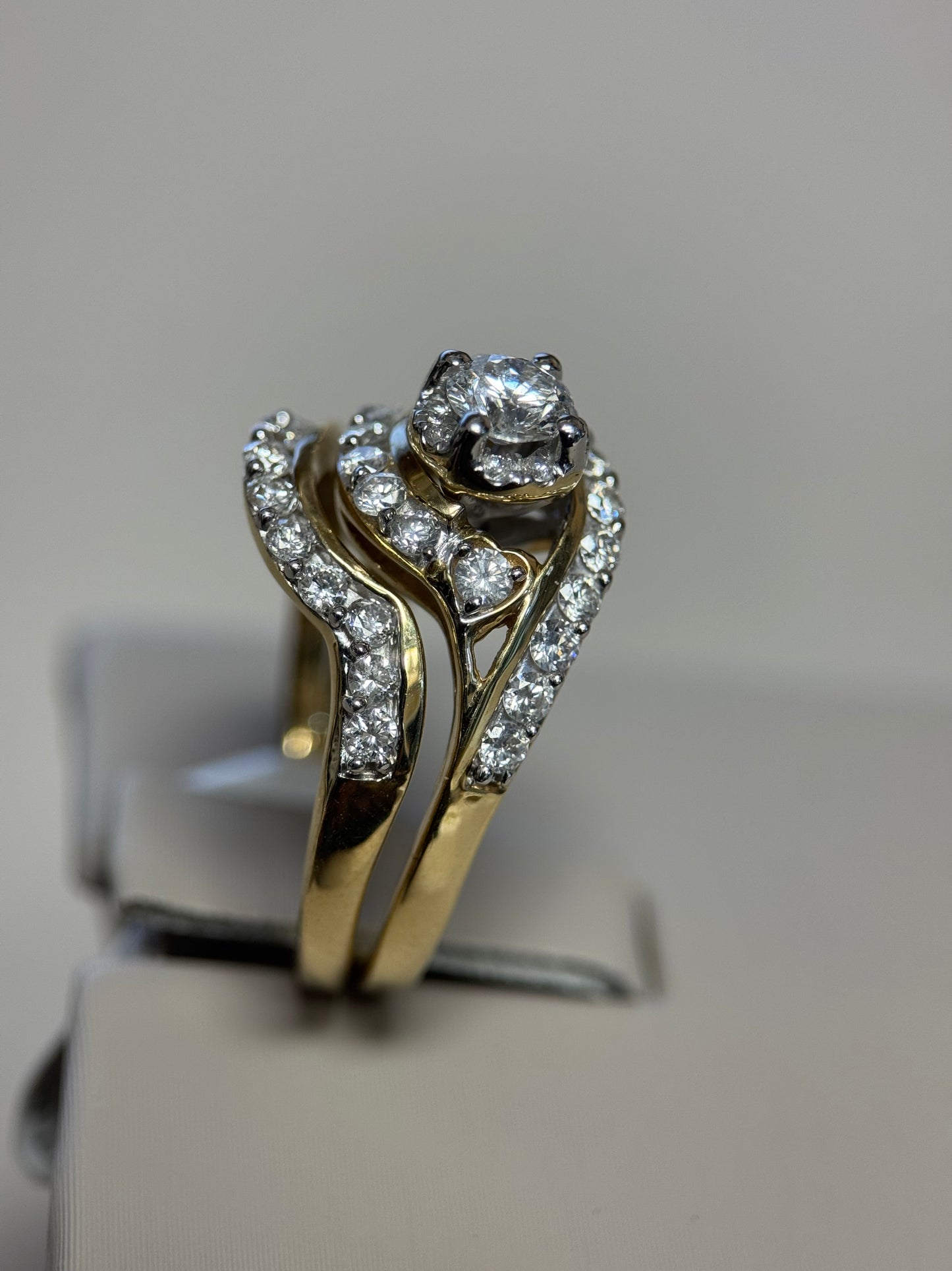 14K Yellow Gold Bypass Halo 1ctw Wedding Set