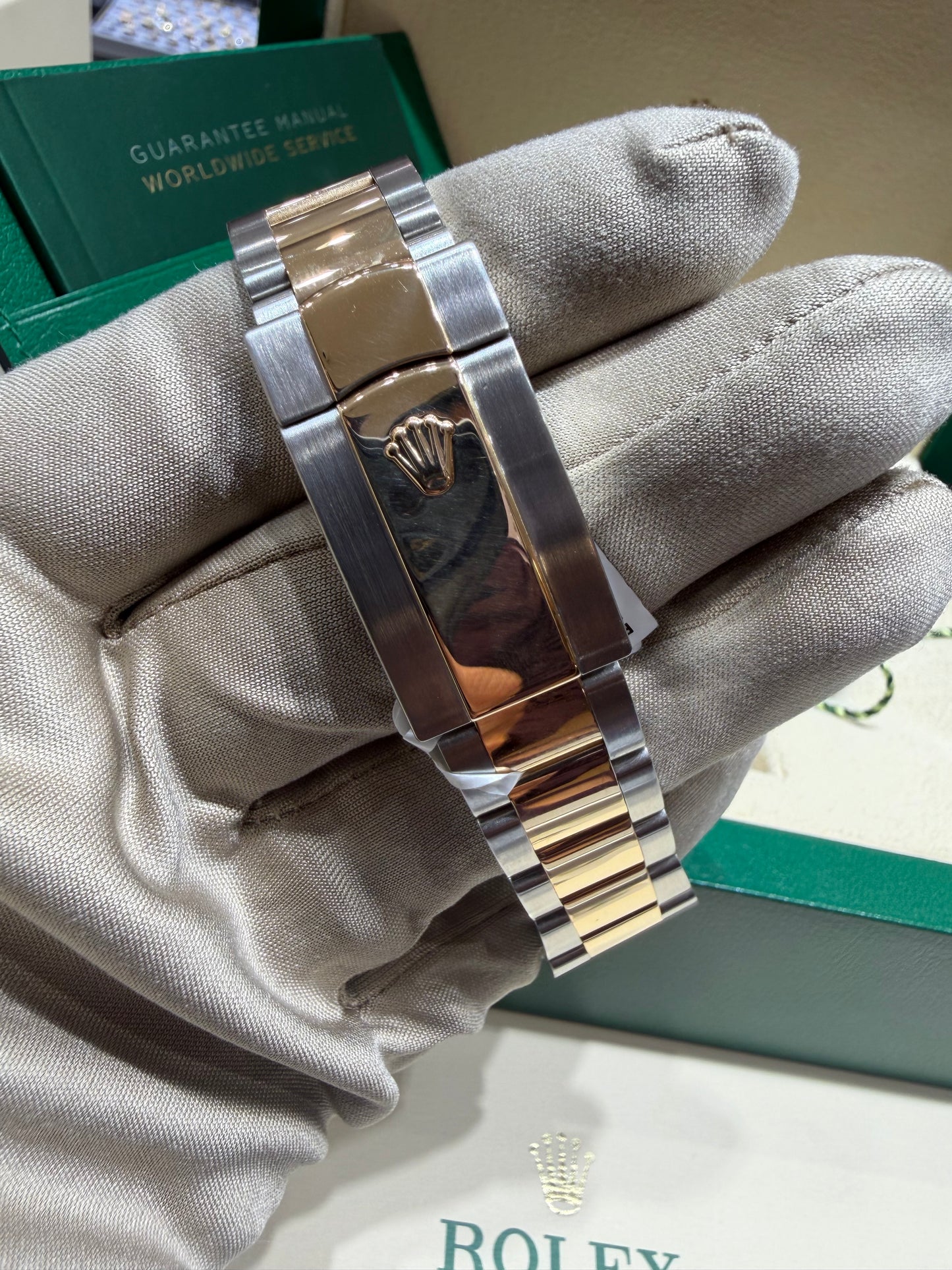 Rolex 116333 Datejust II 18k Stainless Steel 41mm Black Roman