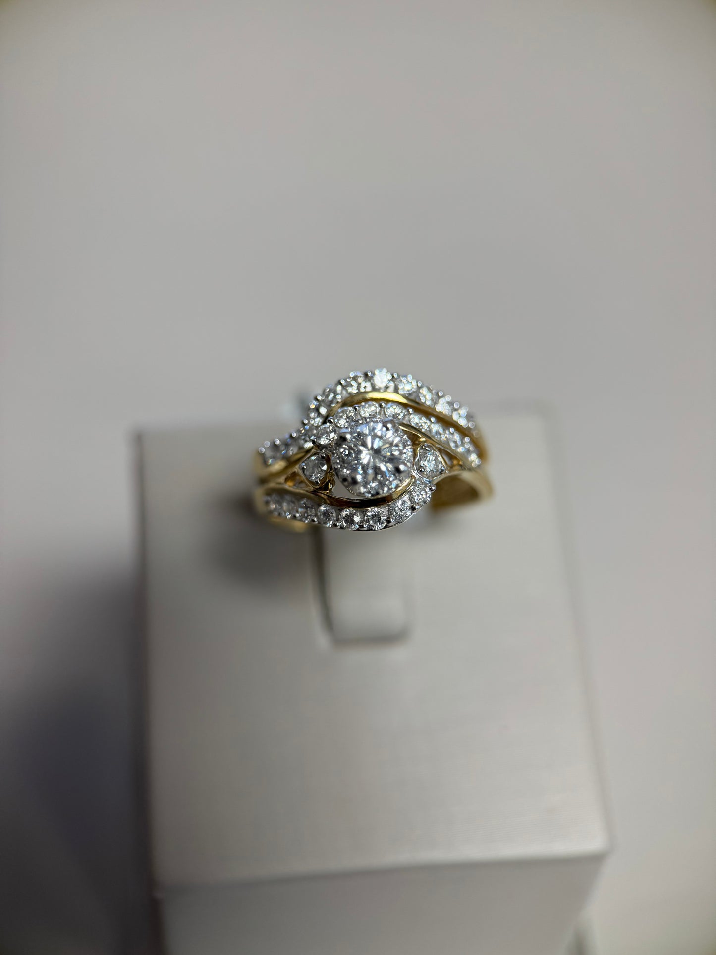 14K Yellow Gold Bypass Halo 1ctw Wedding Set
