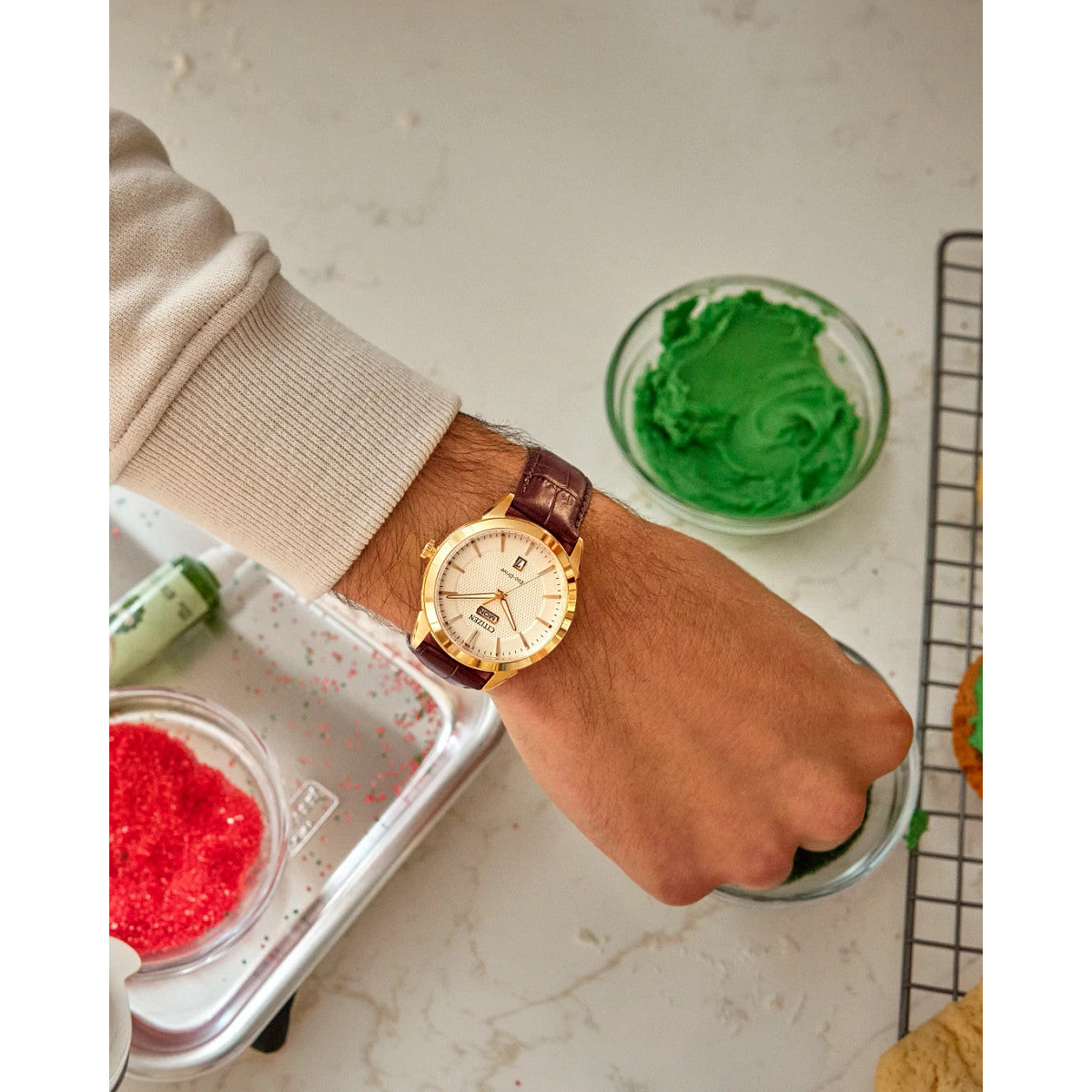 Citizen Rolan AW0092-07Q view 4