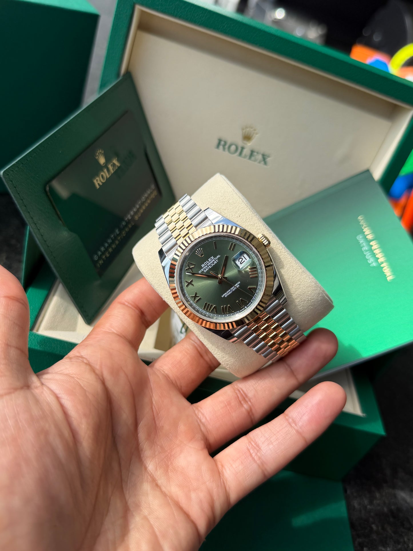 Rolex Datejust 18k/SS 41mm Olive Geeen Roman Dial Jubilee  Bracelet Men's Watch 126333