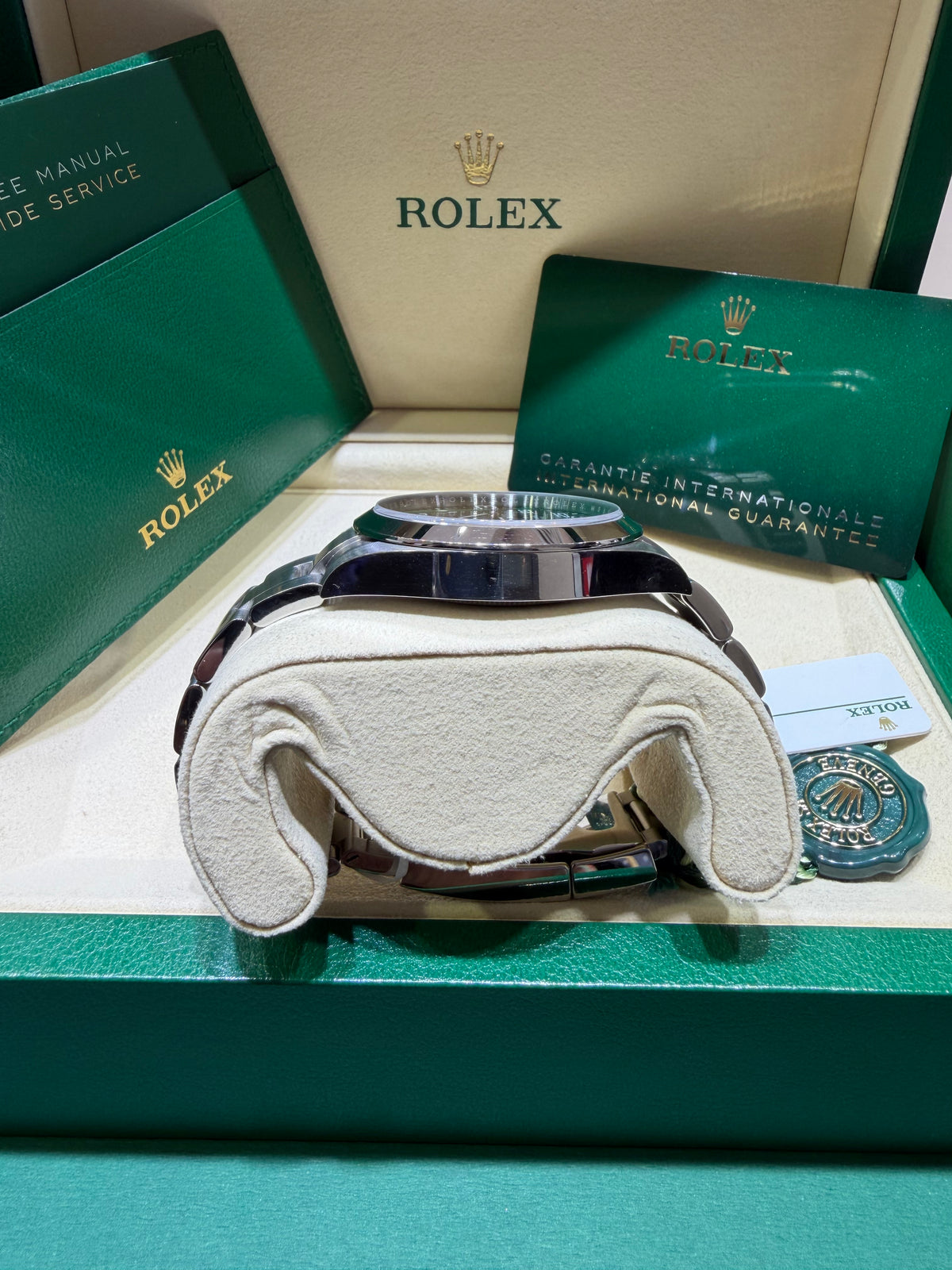 Rolex Oyster Perpetual Air-King 126900