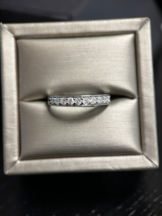 Wedding Ring 1/2ctw prong set 11-stone