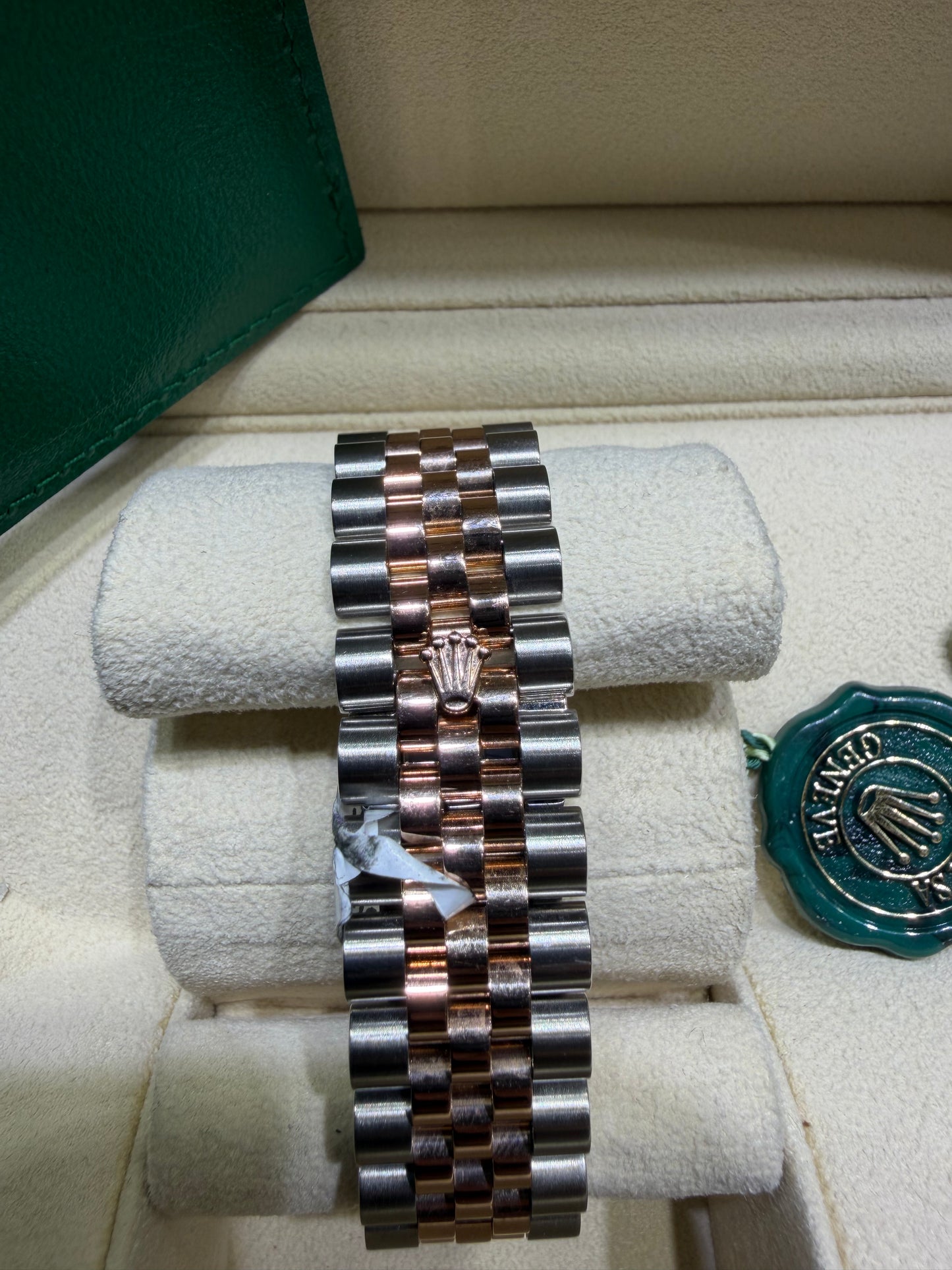 Rolex Datejust 36mm Stainless Steel Black Diamond Dial – 116231 Luxury Timepiece