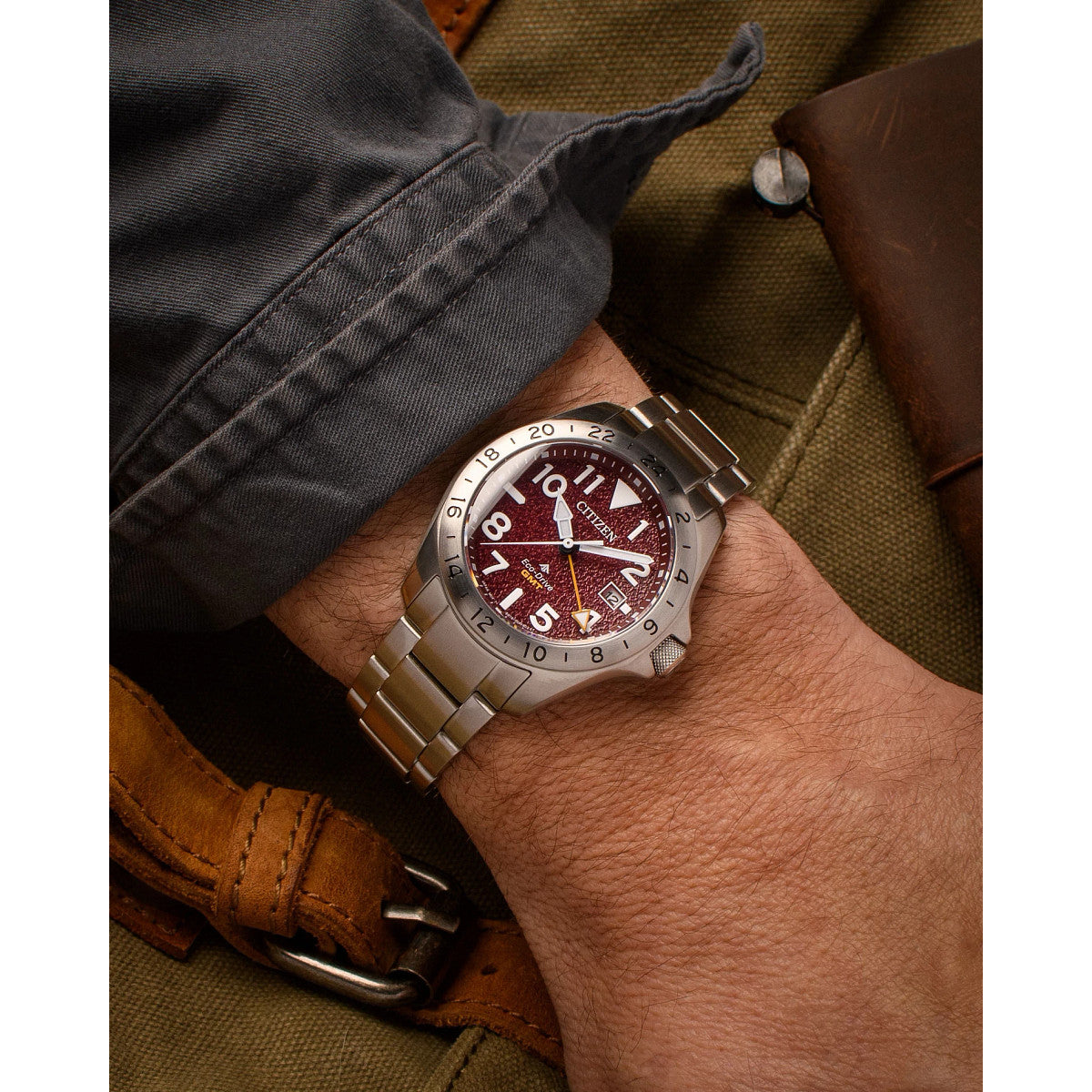 Citizen Promaster Land GMT BJ7150-50W view 4