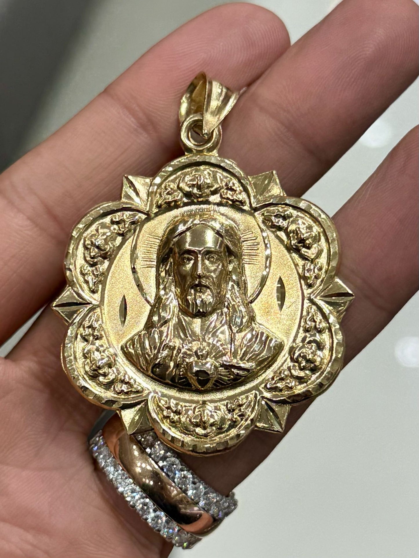 10k yellow gold Jesus pendant
