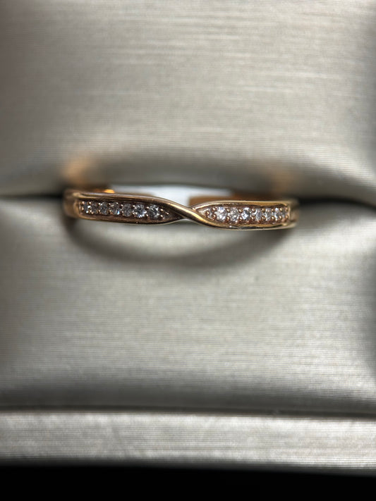 Pinched Contoured Wedding Ring 1/10ctw Rose Gold