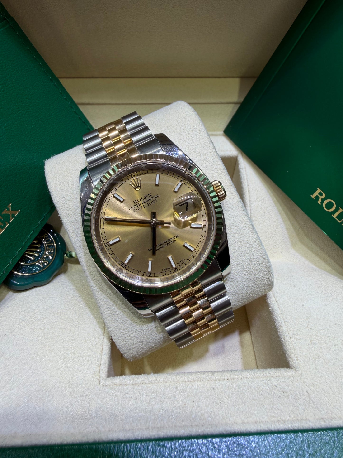 Rolex Datejust 36 116233 Champagne Index Dial Two-Tone 18K Gold Box & Papers