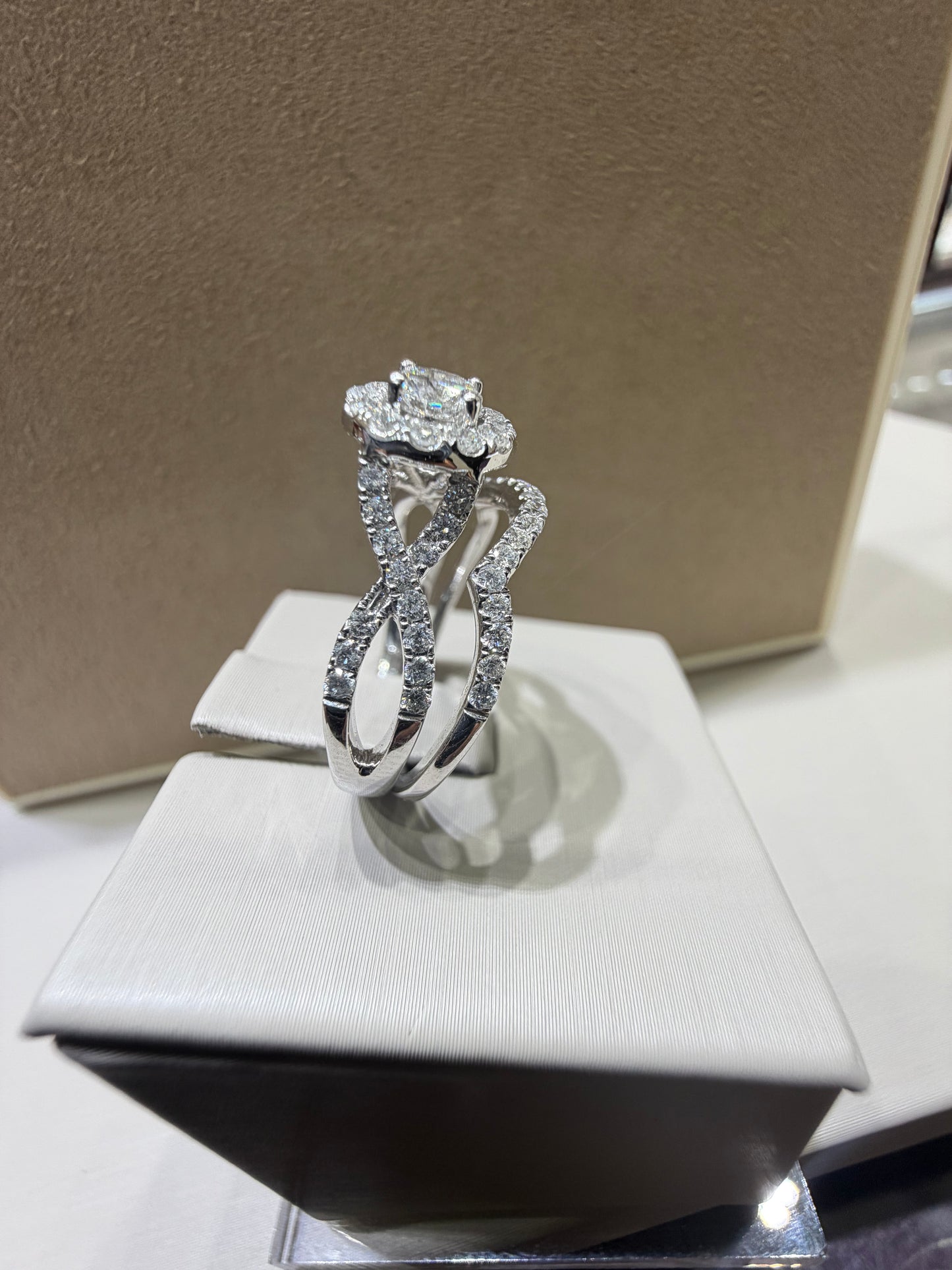 1 CTW Twist Halo Diamond Wedding Set | 14K White Gold, 0.31 CT Center