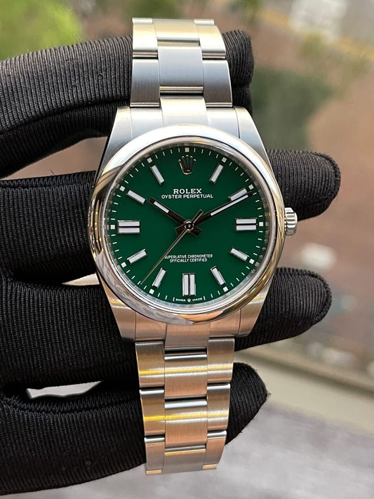 Rolex Oyster Perpetual 41mm 124300G