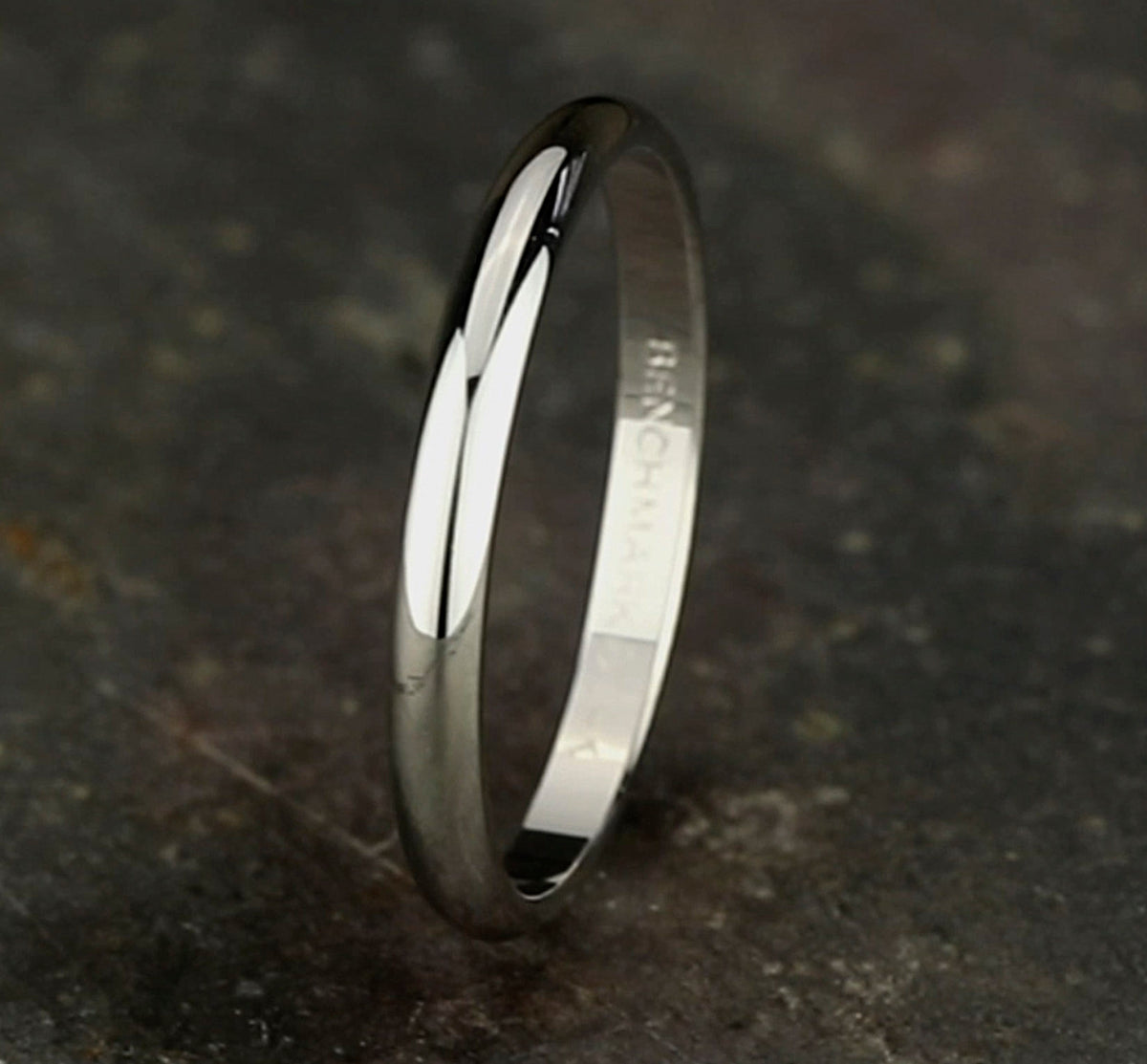 Regular Dome Classic Fit 2.5mm 14K White Benchmark men's wedding band