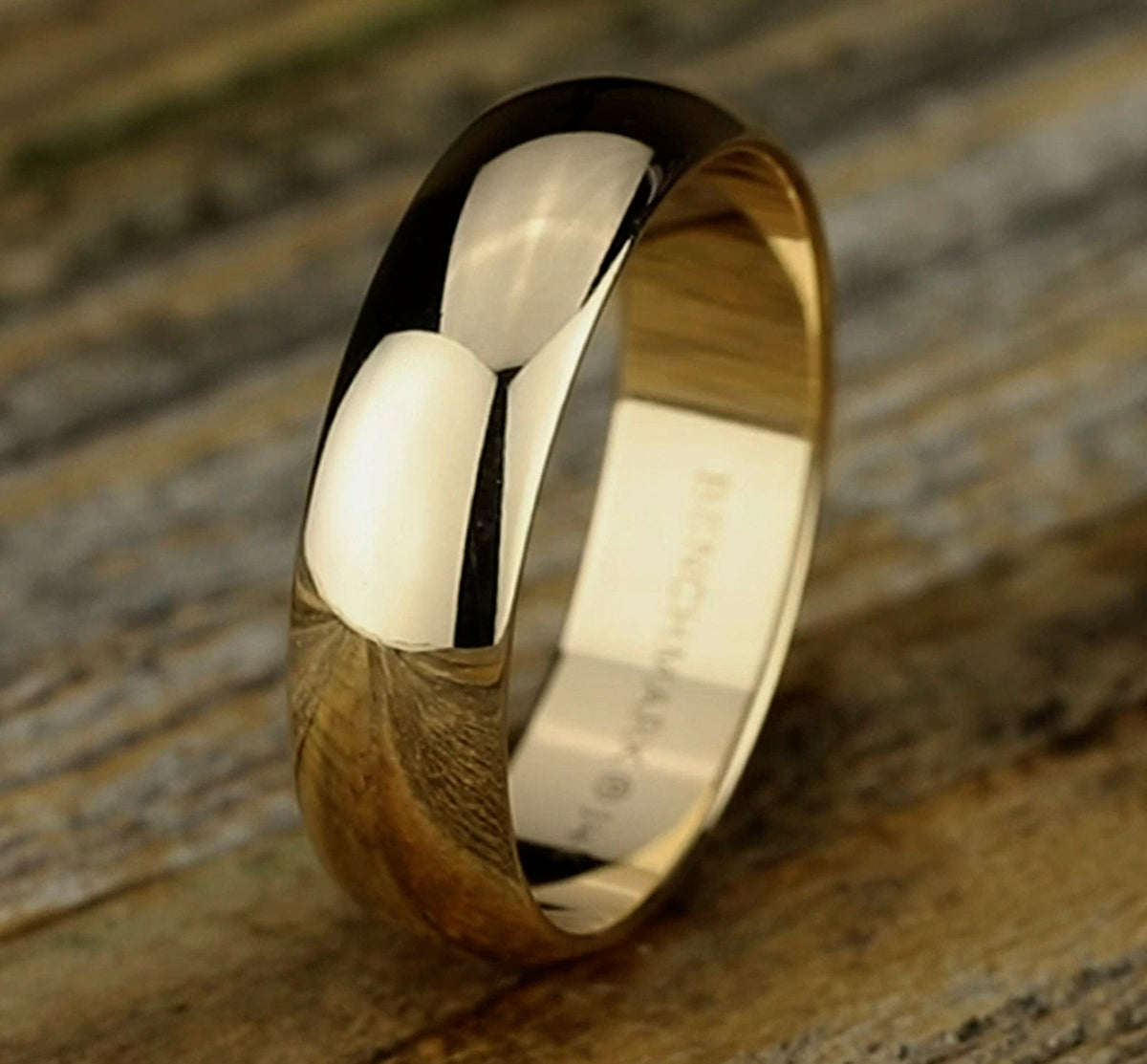 Regular Dome Classic Fit 6mm 14K Yellow Benchmark men's wedding band