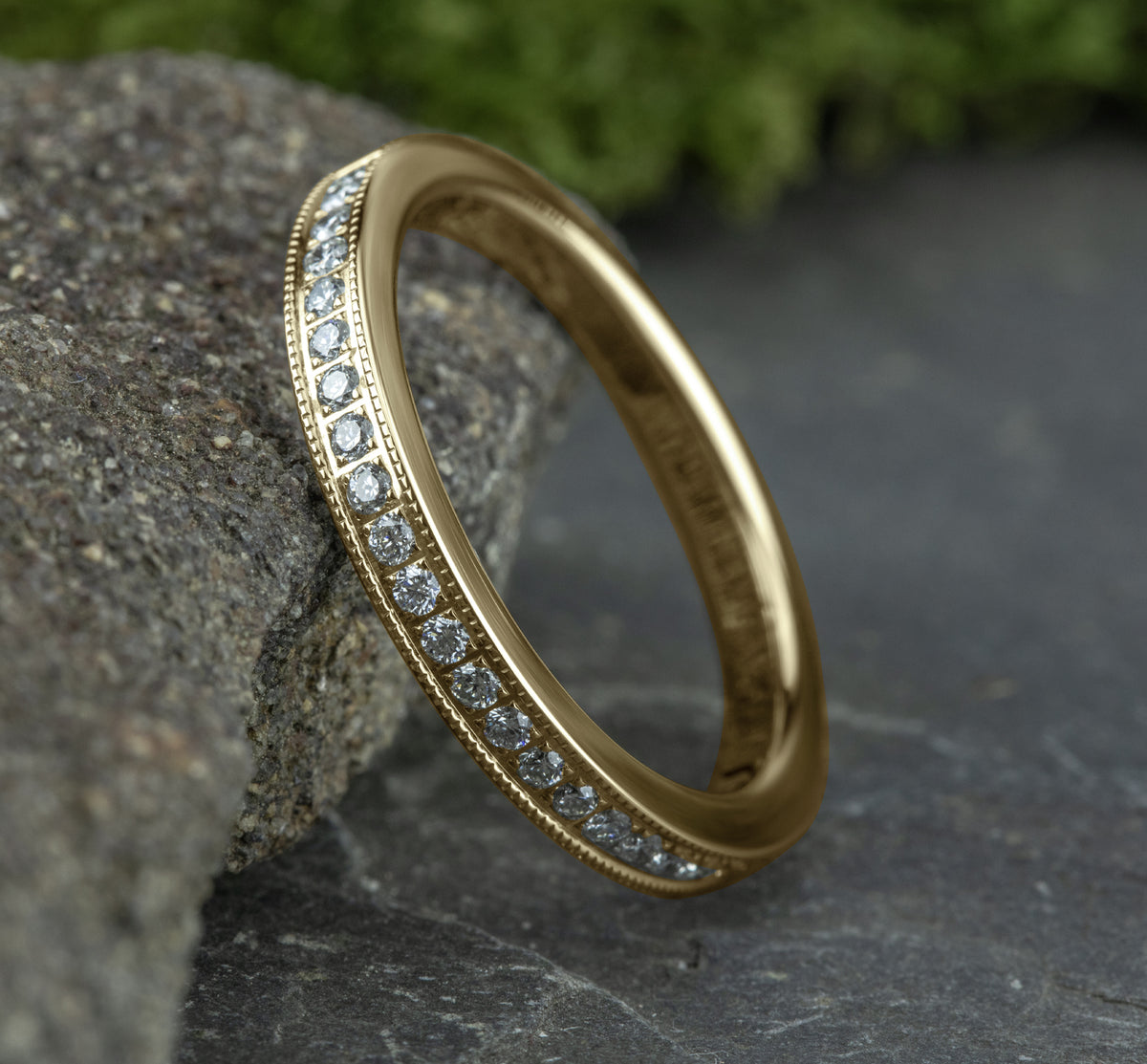 THE ISABELLA 2.5mm 14K Yellow Benchmark men's wedding band