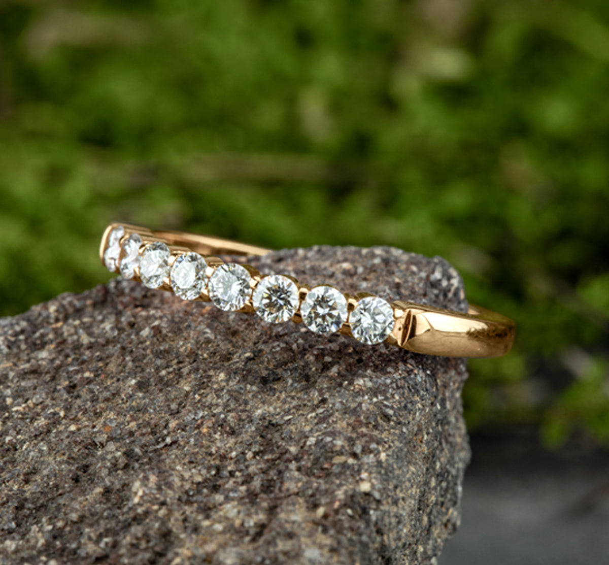 THE HEPBURN 2.5mm 14K Yellow Benchmark men's wedding band