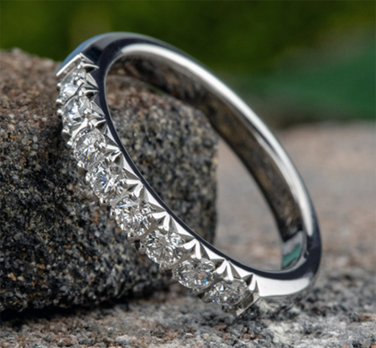 THE MIA 2.5mm 14K White Benchmark men's wedding band