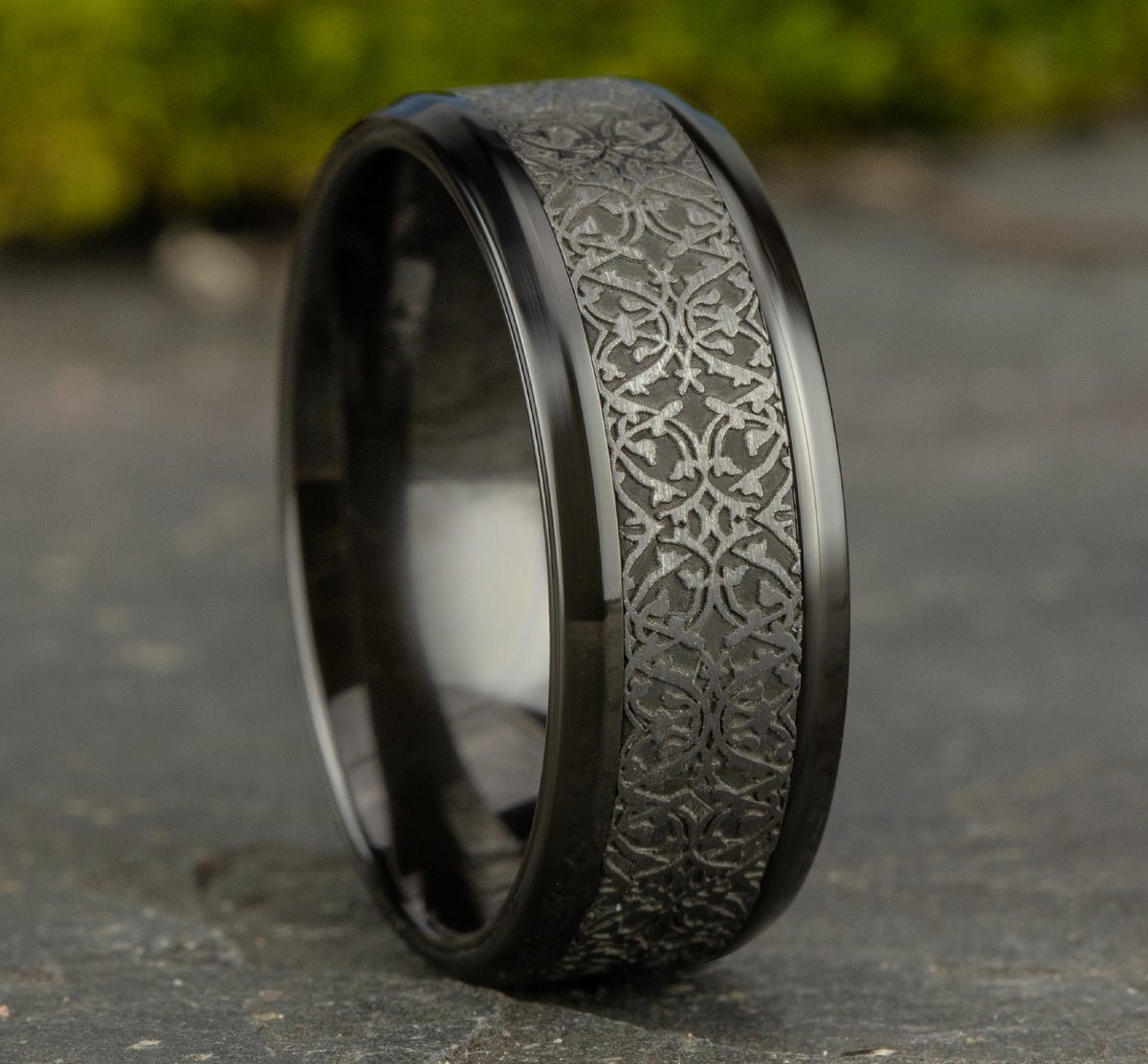 THE CONQUERER 8mm Black Titanium/Tantalum Grey Benchmark men's wedding band