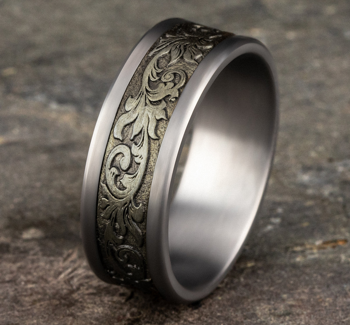 THE ROYAL 8mm Tantalum Grey/Bronze Benchmark men's wedding band