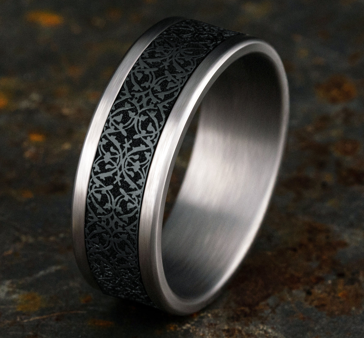 THE CONQUERER 8mm Tantalum Grey/Black Titanium Benchmark men's wedding band