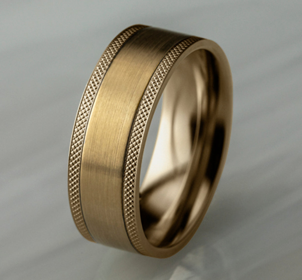 THE ROGUE 6.5mm 14K Yellow Benchmark men's wedding band