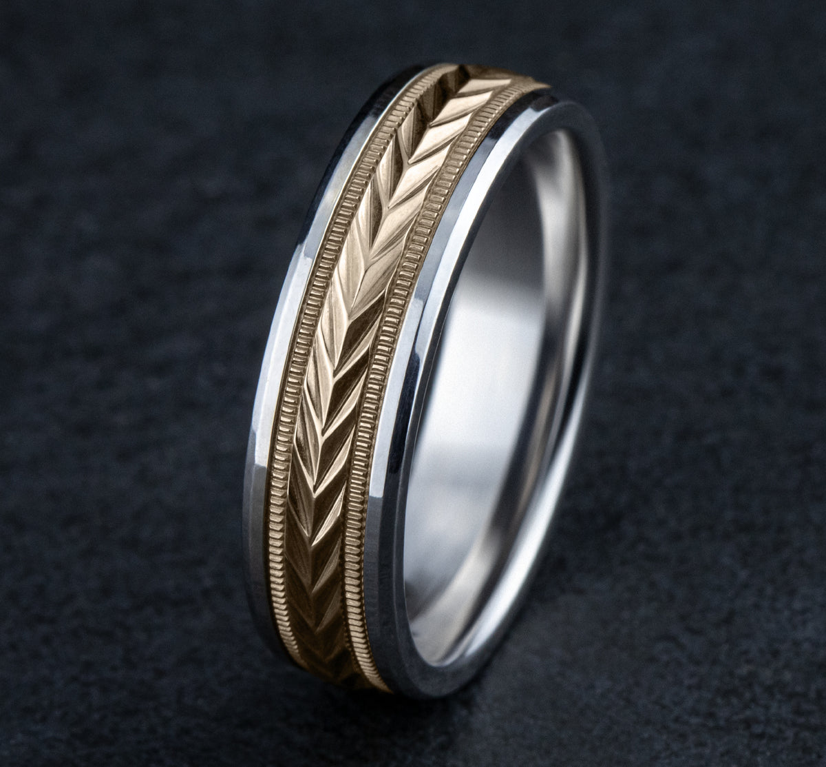 THE ELECTOR 6mm 14K White/Rose Benchmark men's wedding band
