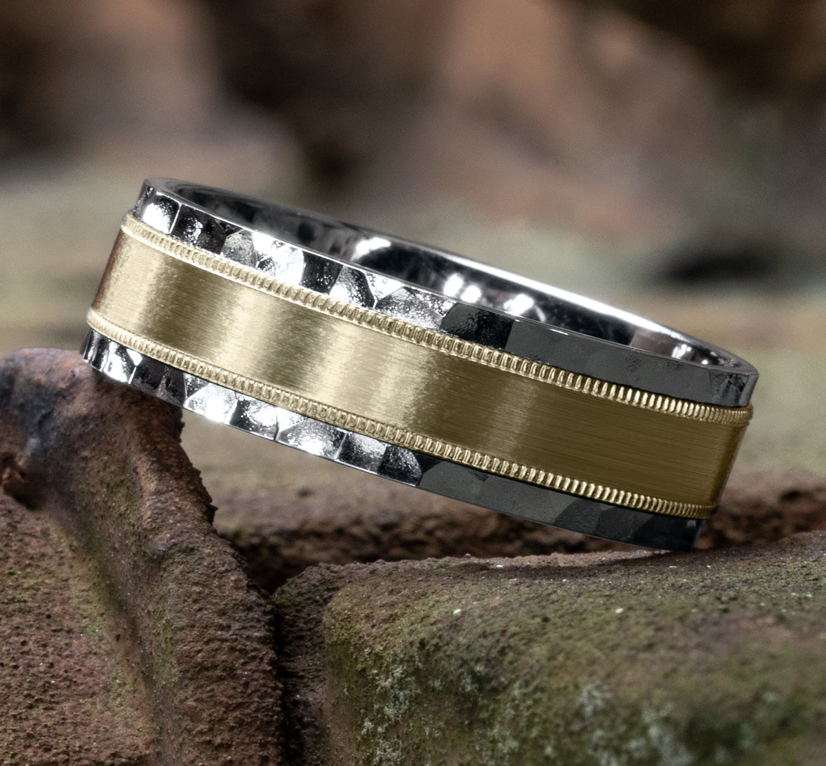 THE DENVER 7mm 14K White/Yellow Benchmark men's wedding band