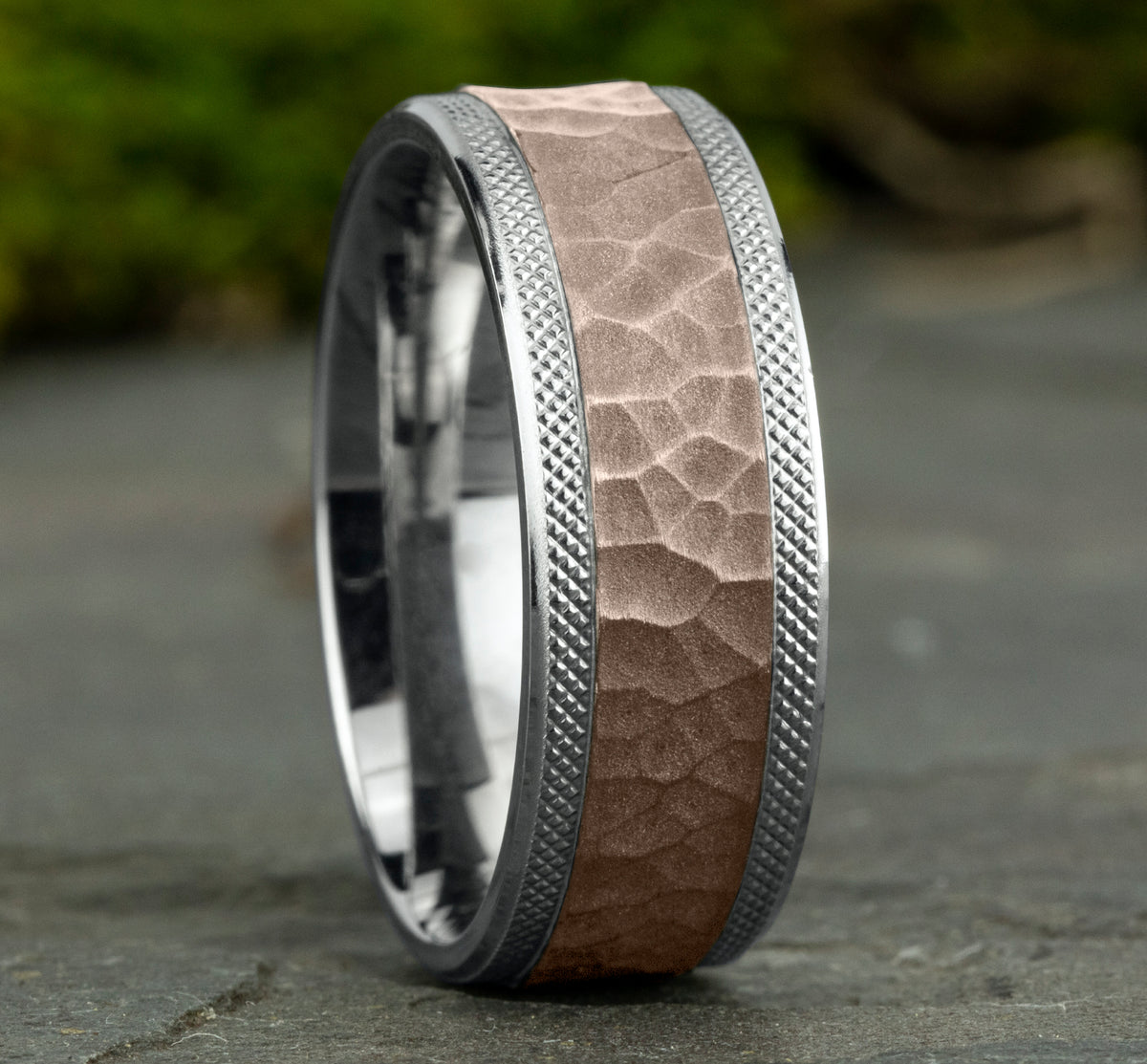 THE GRIFFIN 7mm 14K White/Rose Benchmark men's wedding band