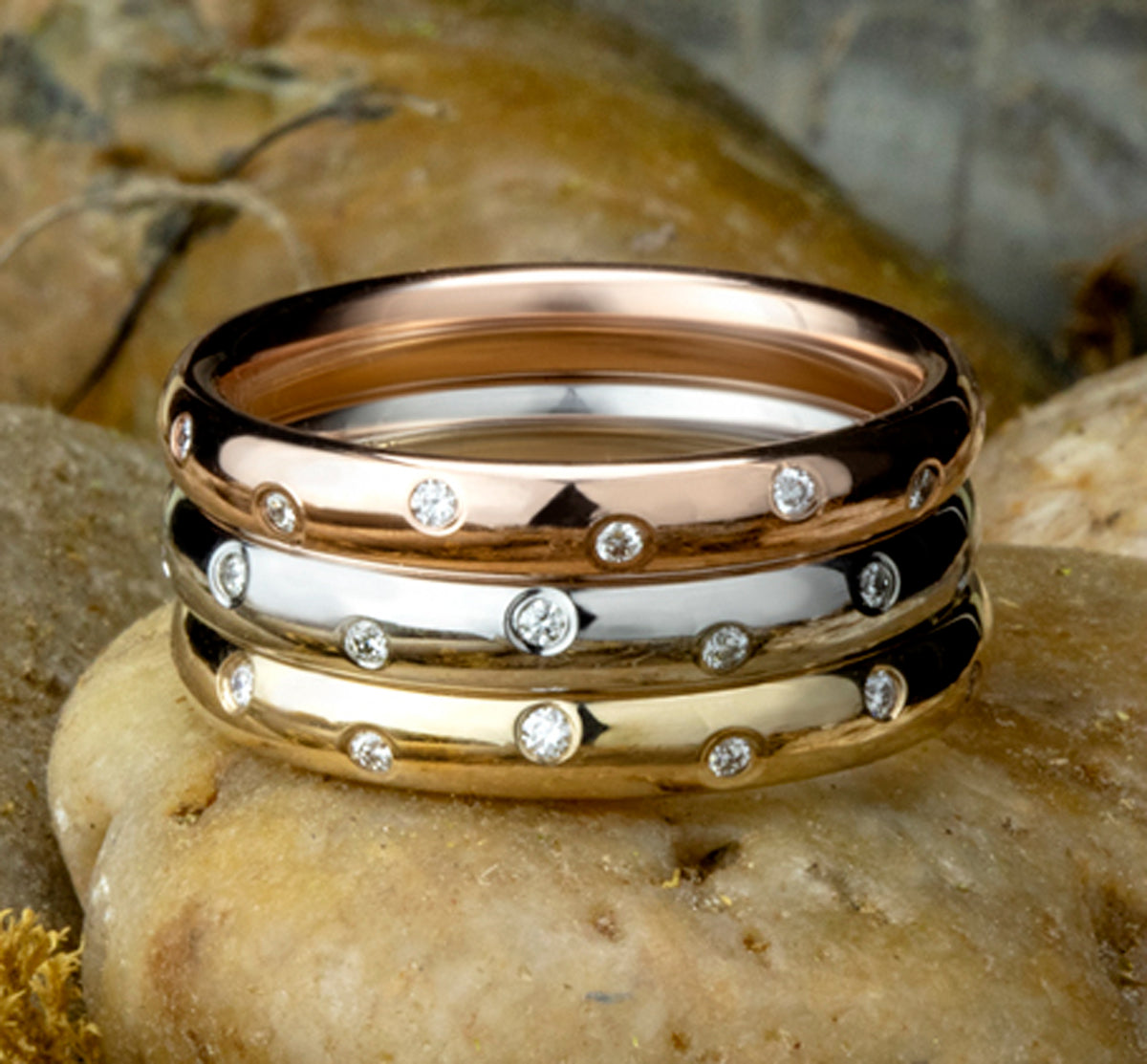 THE NOVA 3mm 14K Yellow Benchmark men's wedding band