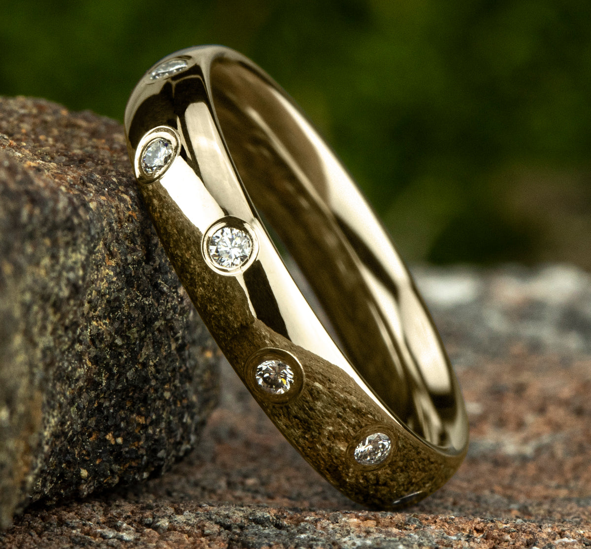 THE NOVA 3mm 14K Yellow Benchmark men's wedding band
