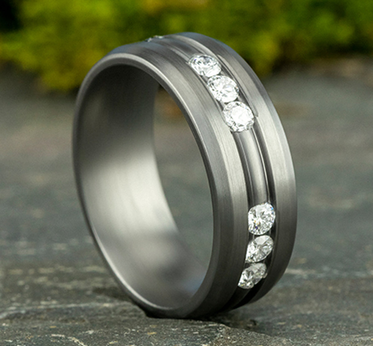 THE KING 8mm Tantalum Grey Benchmark men's wedding band