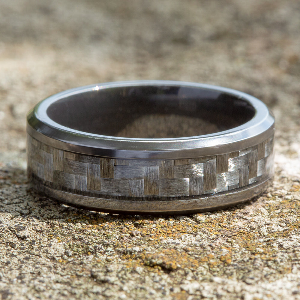 THE CHIEF 8mm Tantalum Dark/Carbon Fiber Grey Benchmark men's wedding band