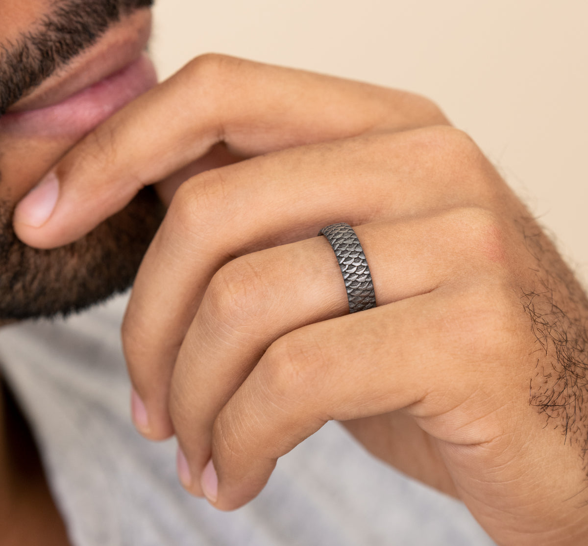 THE ANGLER 6mm Tantalum Grey Benchmark men's wedding band