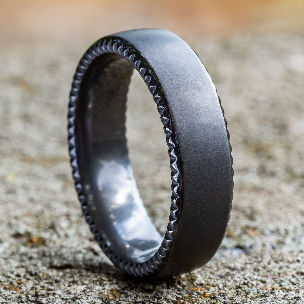 THE SOVEREIGN 6.5mm Tantalum Dark Benchmark men's wedding band