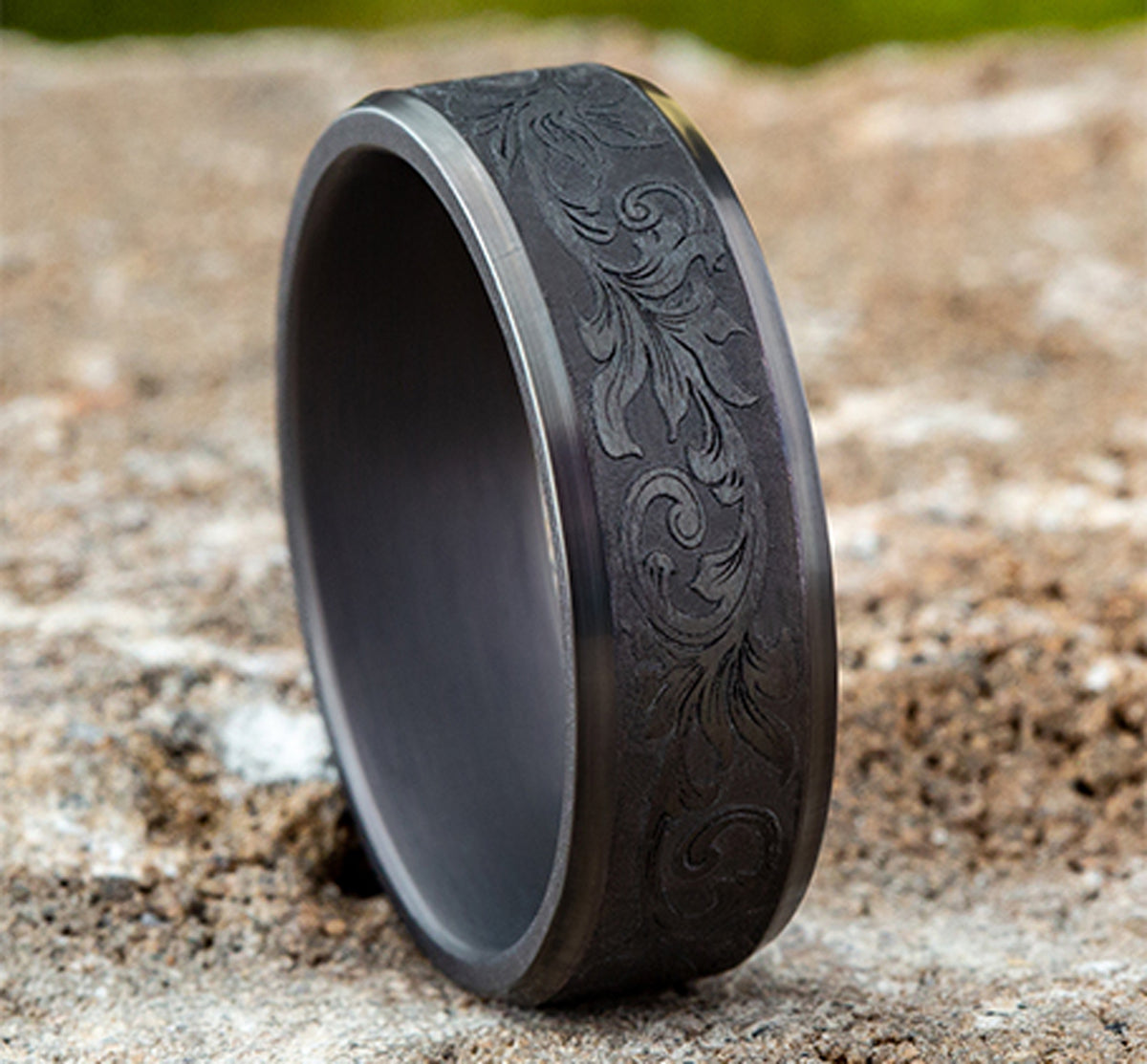 THE ROYAL 7mm Tantalum Dark Benchmark men's wedding band