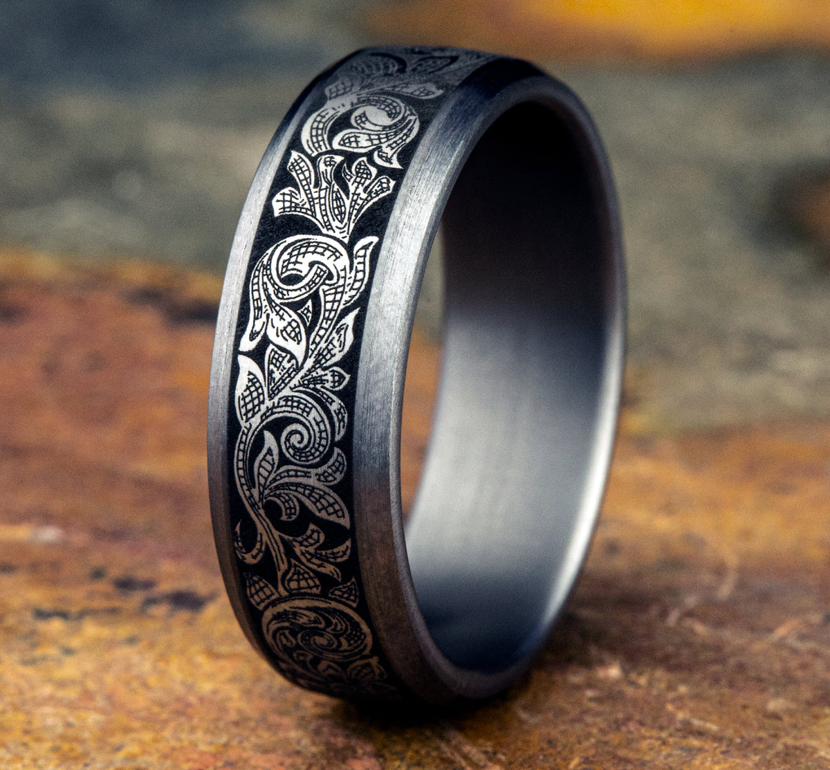 THE AMBASSADOR 7.5mm Tantalum Grey Benchmark men's wedding band