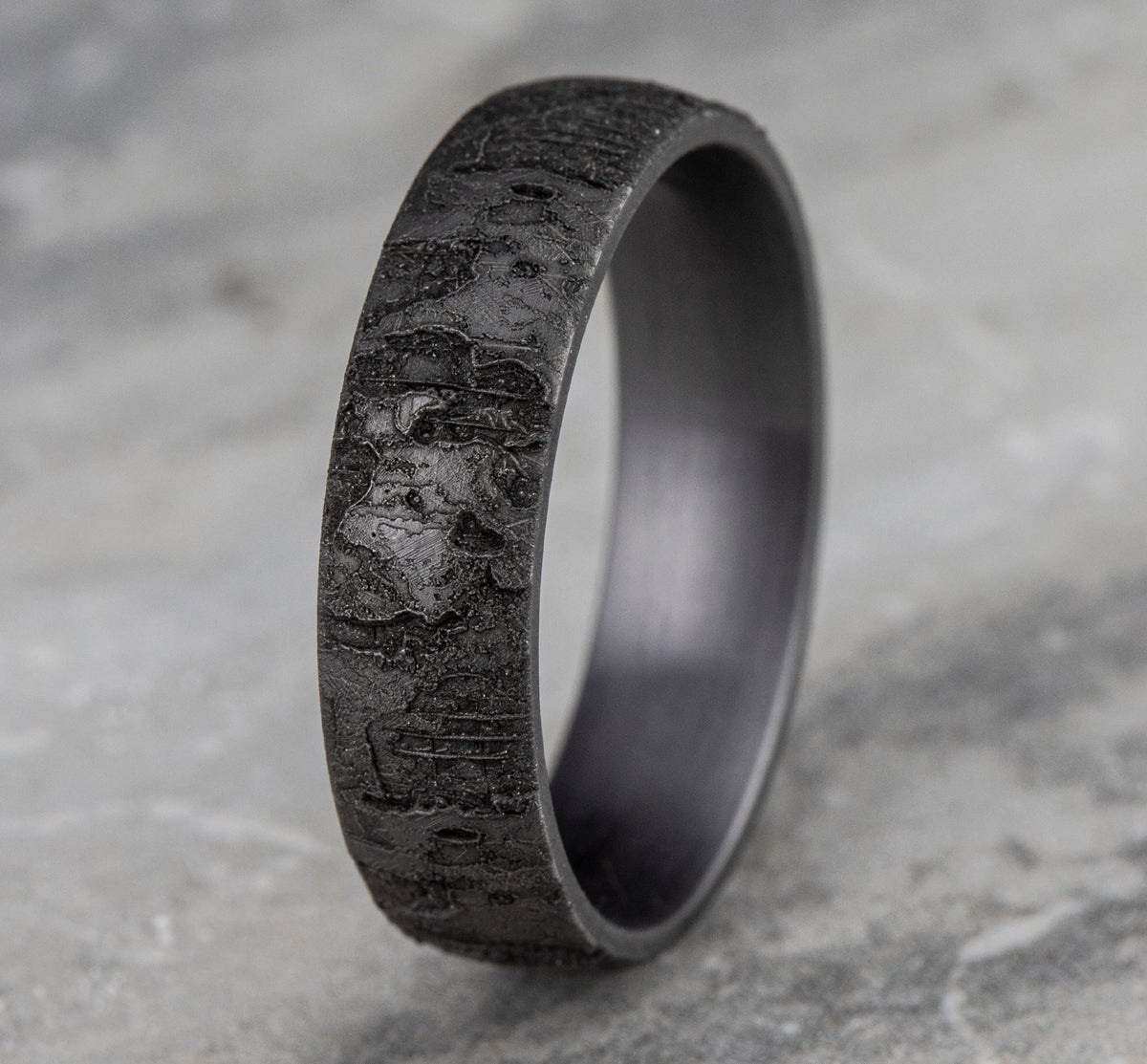 THE STUD 6mm Tantalum Grey Benchmark men's wedding band