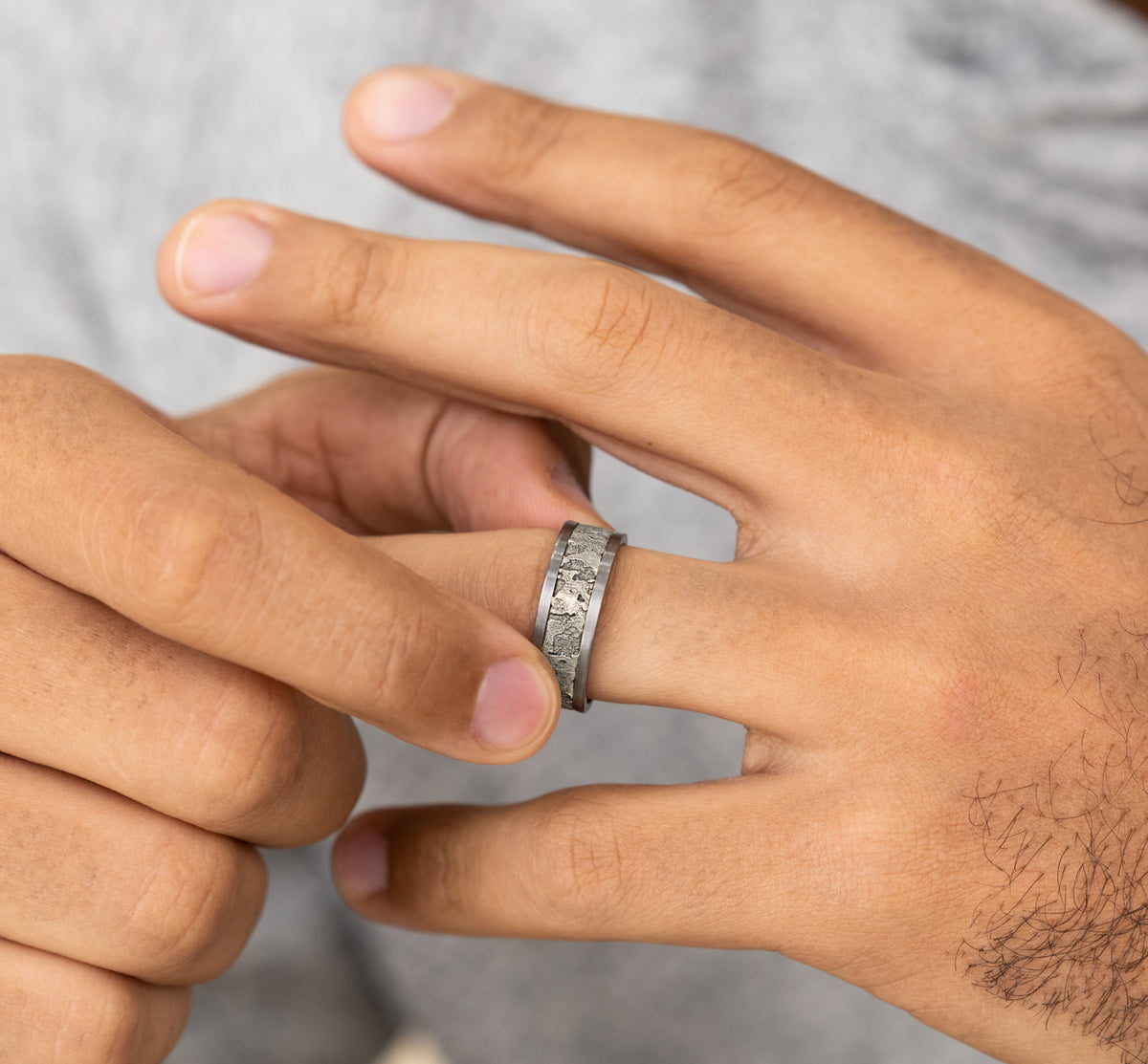 THE STUD 8mm Tantalum Grey/14K White Benchmark men's wedding band