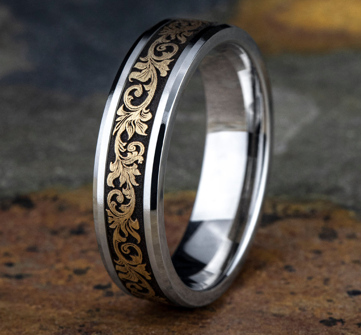 THE COURTIER 6mm 14K White/Yellow Benchmark men's wedding band